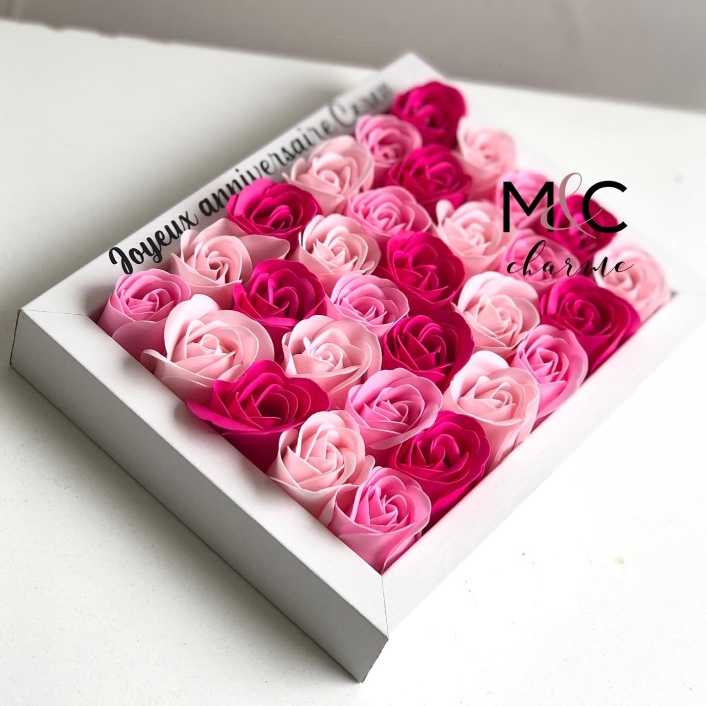 Cadre 3D personnalisé avec des roses de savon